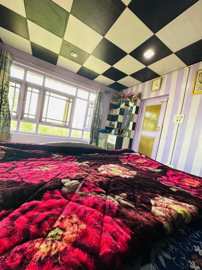 Sheen Homestay Gulmarg Dış mekan fotoğraf